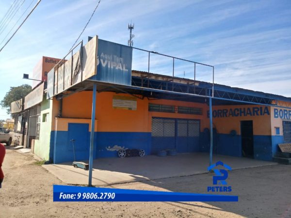 Prédio comercial em Pantano Grande