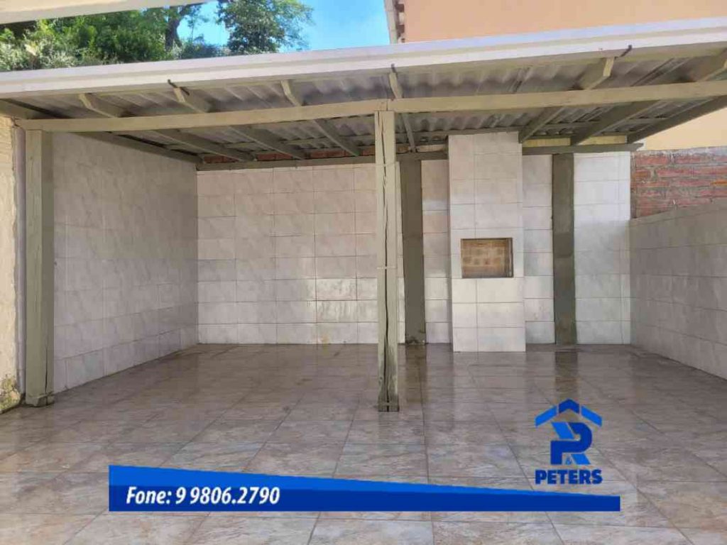 Casa de Alvenaria e 4 kitnets