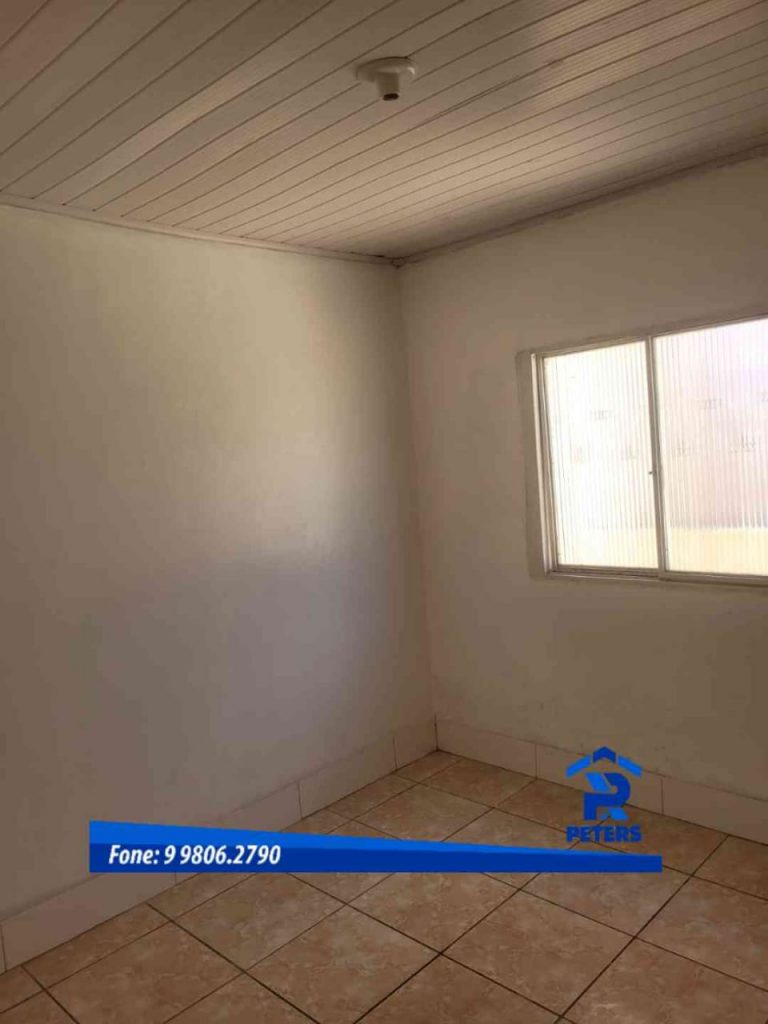 Casa de Alvenaria e 4 kitnets