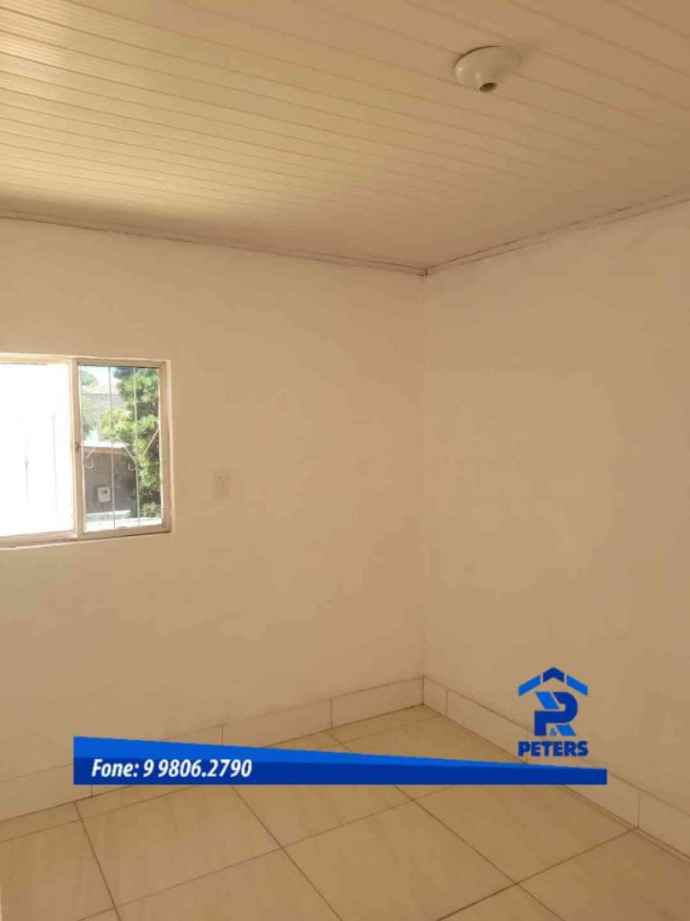 Casa de Alvenaria e 4 kitnets