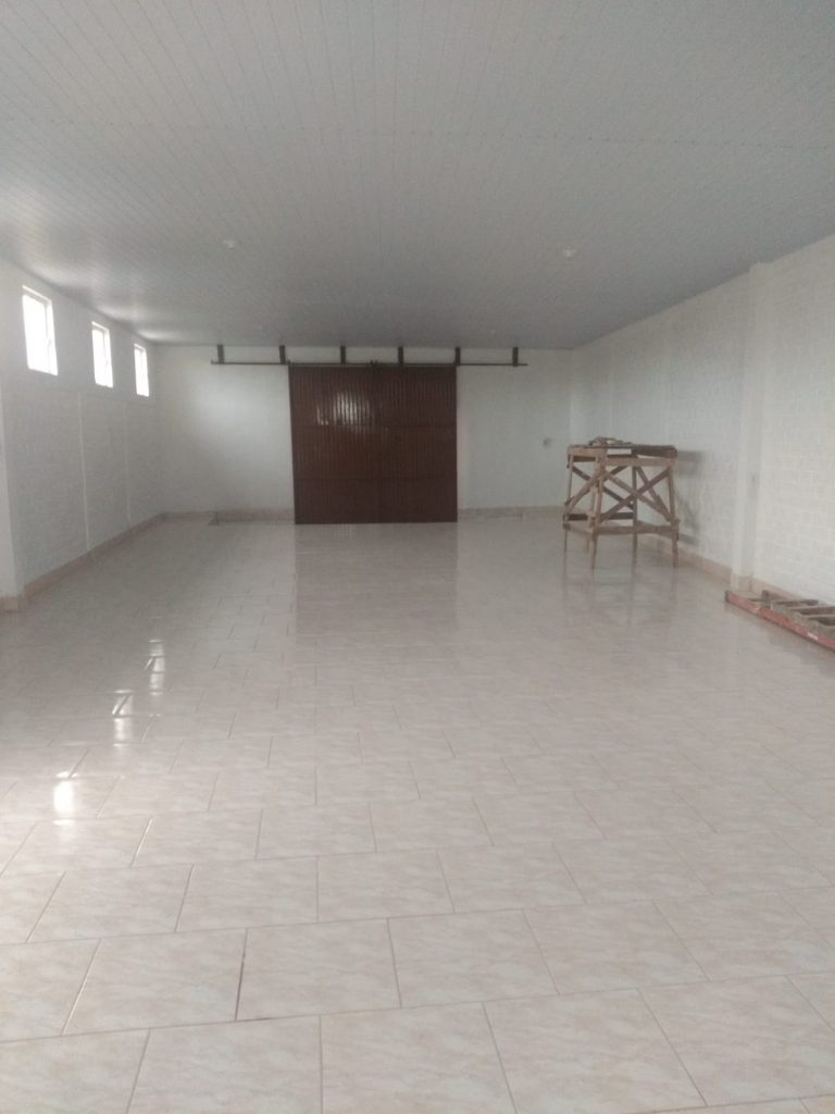 Pavilhão comercial