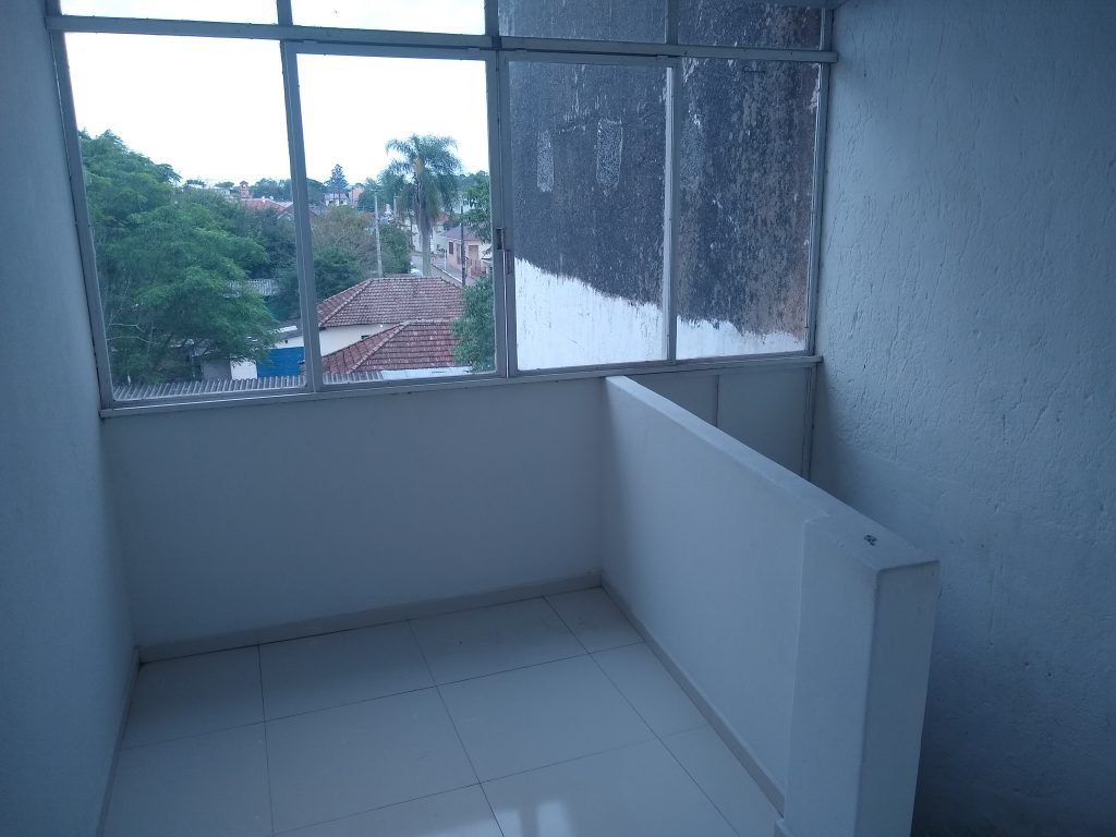 Sala Comercial em rua central da cidade