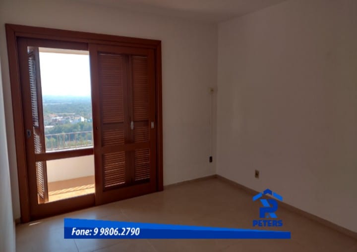 Aluga-se apartamento