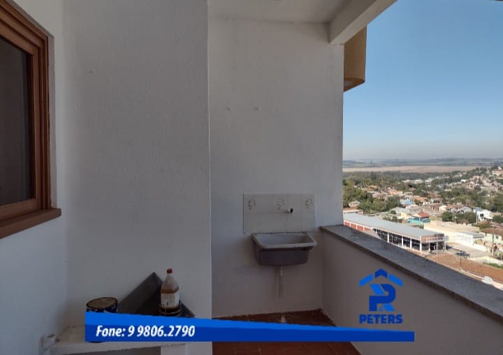 Aluga-se apartamento