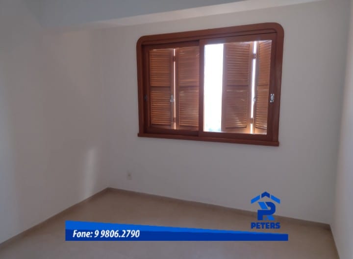 Aluga-se apartamento