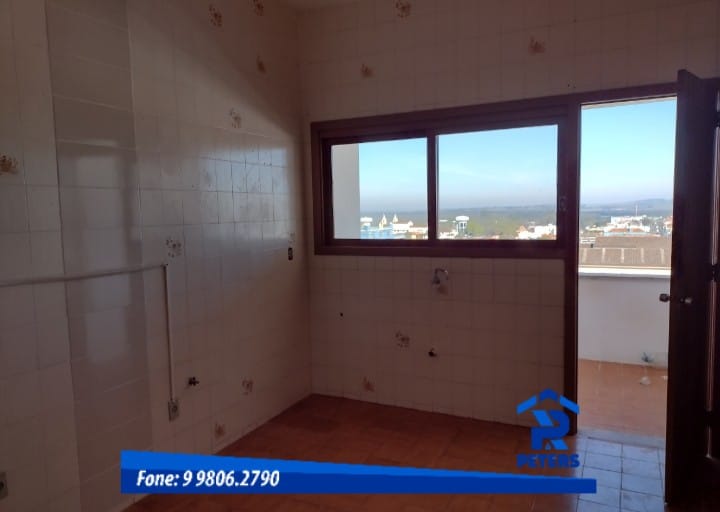 Aluga-se apartamento