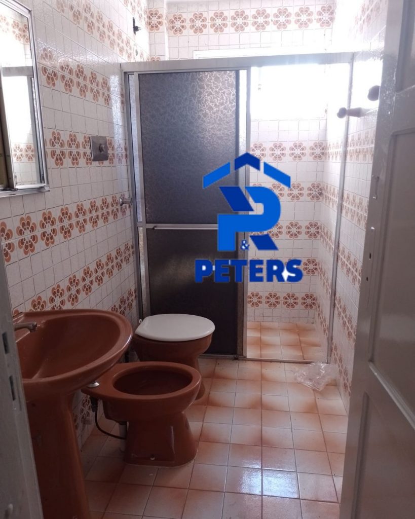 Aluga-se apartamento