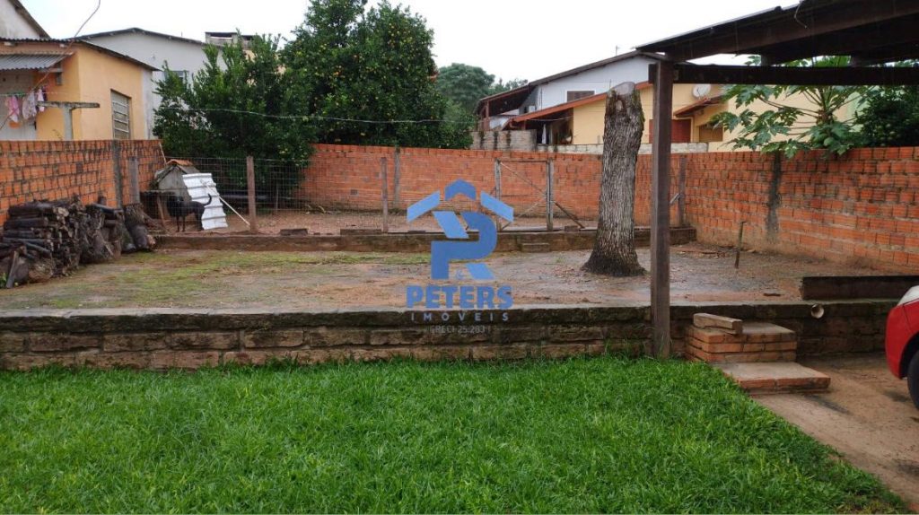 Casa de alvenaria no bairro Guerino